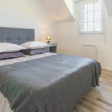 Lumineux Avec Jardin Privatif Pres Des Plages, Equipement Bebe Et Recharge Electrique - Fr-1-306-1104 *