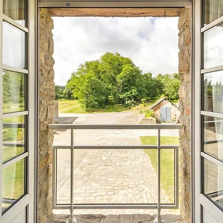 Hébergement de vacances Lumineux Avec Jardin Privatif Près Des Plages, équipement Bébé Et Recharge électrique - Fr-1-306-1104 *