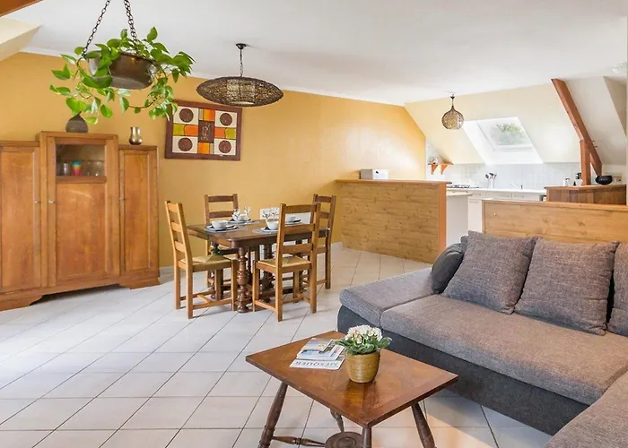 Lumineux Avec Jardin Privatif Pres Des Plages, Equipement Bebe Et Recharge Electrique - Fr-1-306-1104 펜션 *