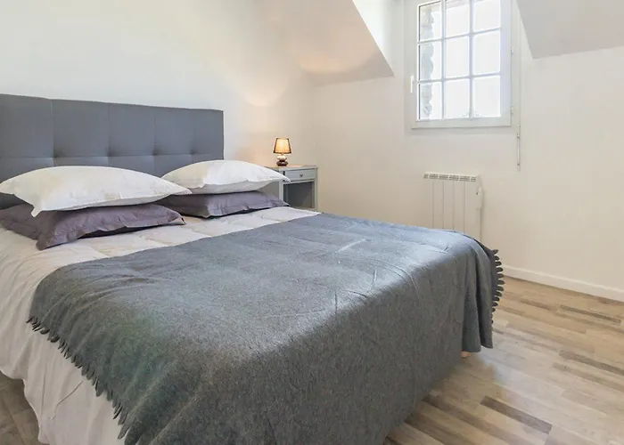 Lumineux Avec Jardin Privatif Pres Des Plages, Equipement Bebe Et Recharge Electrique - Fr-1-306-1104 *